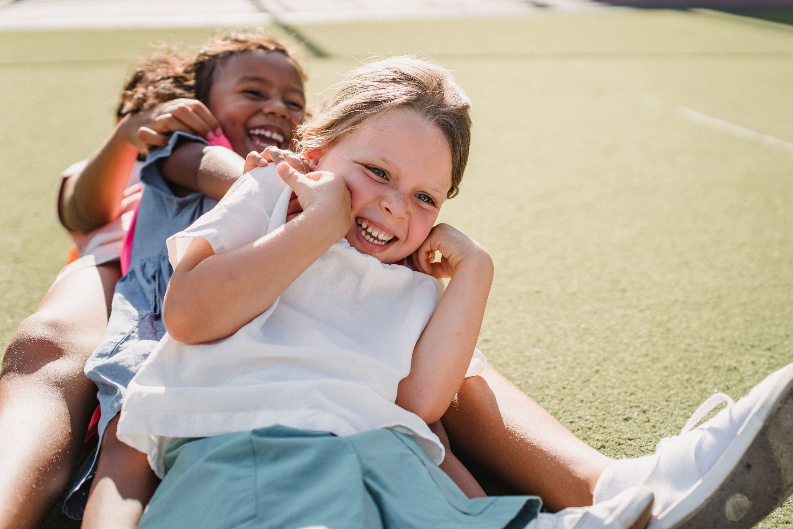 Curso sobre cómo construir una infancia segura, sana y emocionalmente fuerte